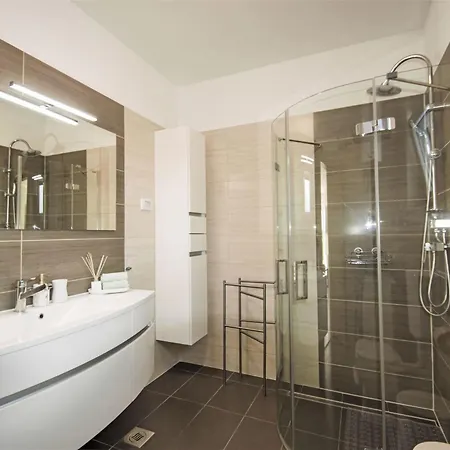 Vila Tesa By Interhome *