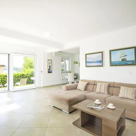 Villa Tesa By Interhome *