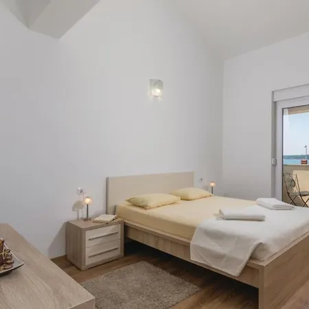 Tesa By Interhome